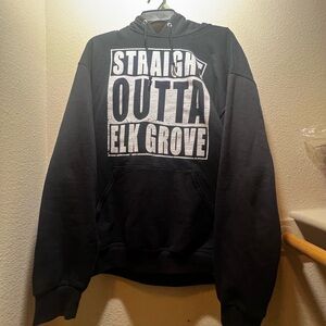 Elk Grove Hoodie Size L Streetwear